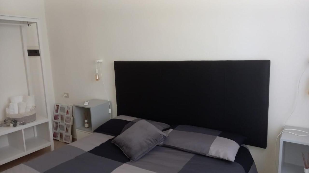 Casa Gioia Lägenhet Olbia Exteriör bild